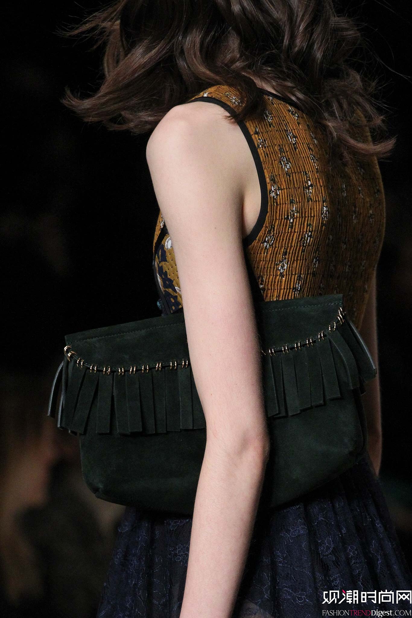 Burberry Prorsum 2015�ﶬʱװ��ϵ���㳡����ͼƬ