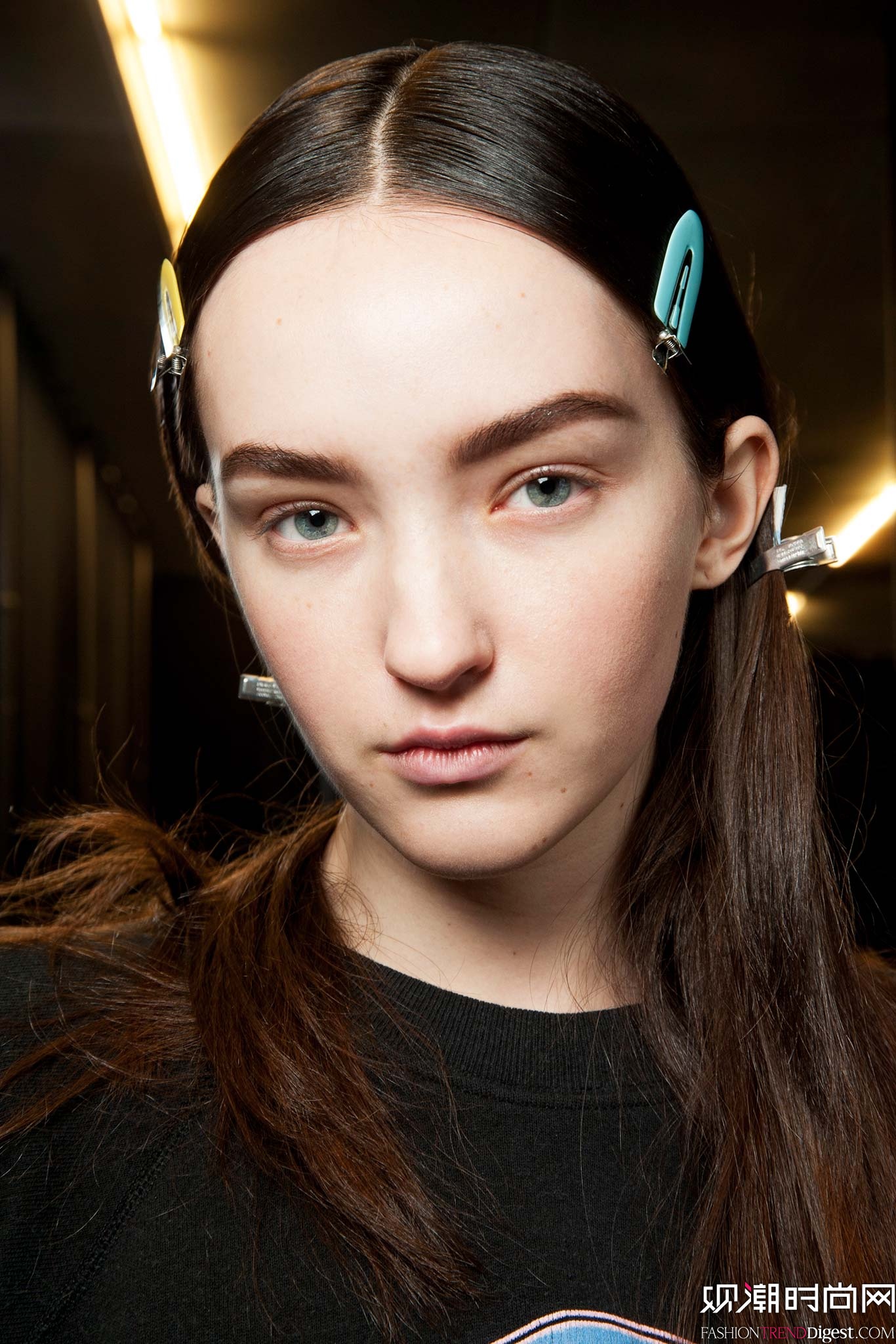 Christopher Kane 2015�ﶬʱװ��ϵ���㳡����ͼƬ