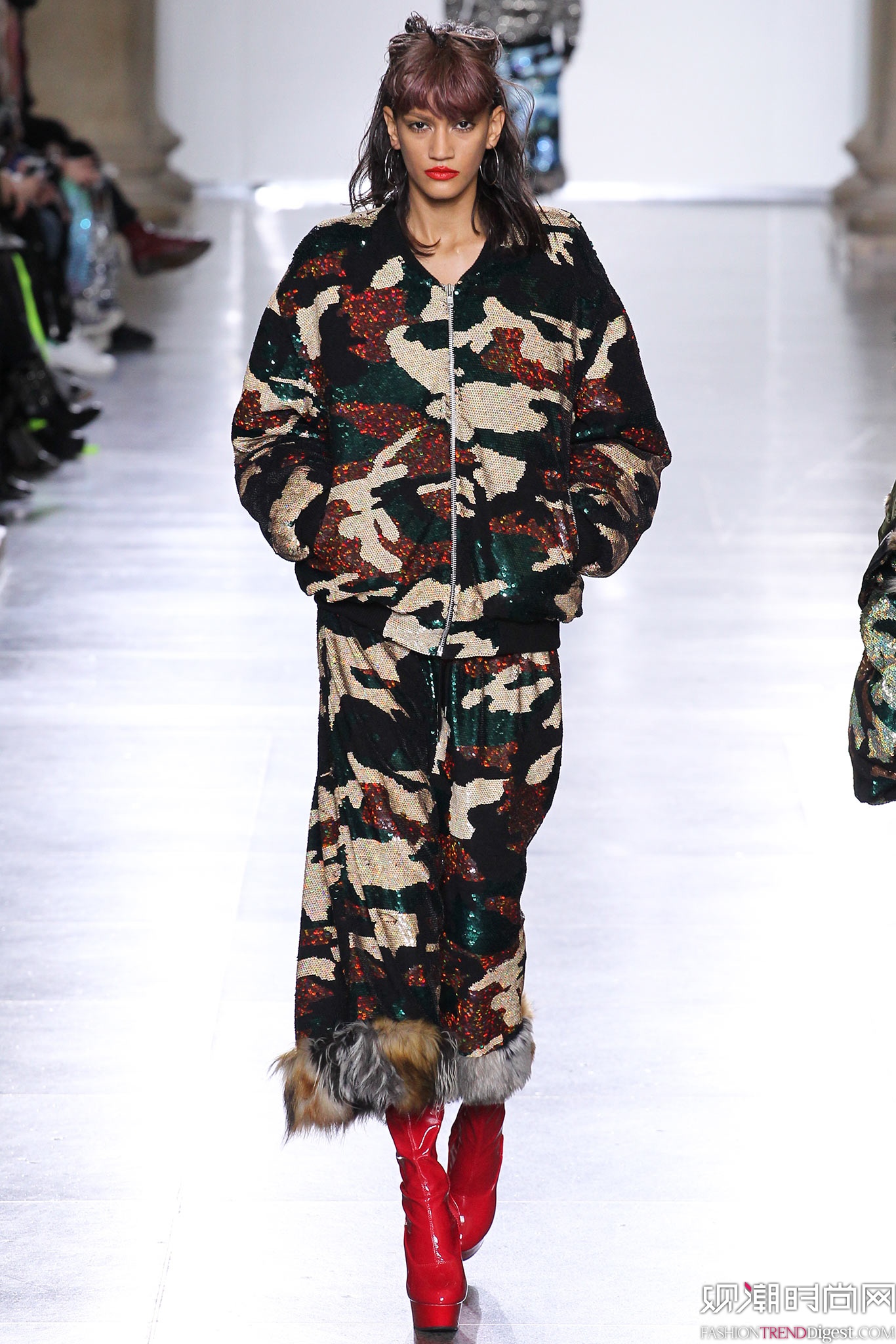 Ashish 2015ﶬʱװϵ㳡ͼƬ