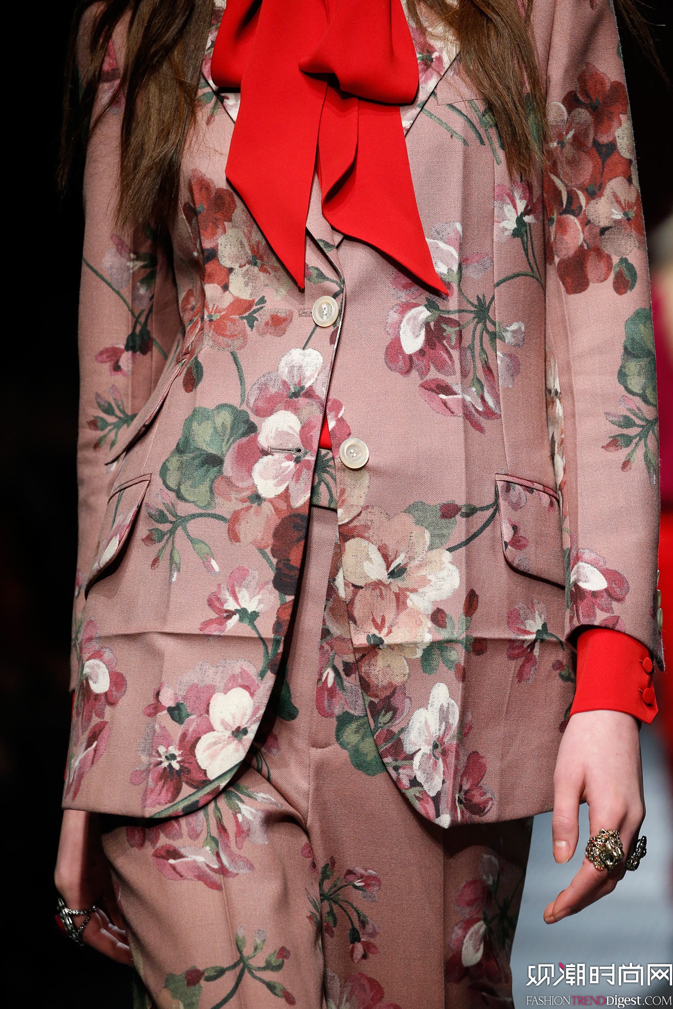 Gucci 2015ﶬʱװϵ㳡ͼƬ