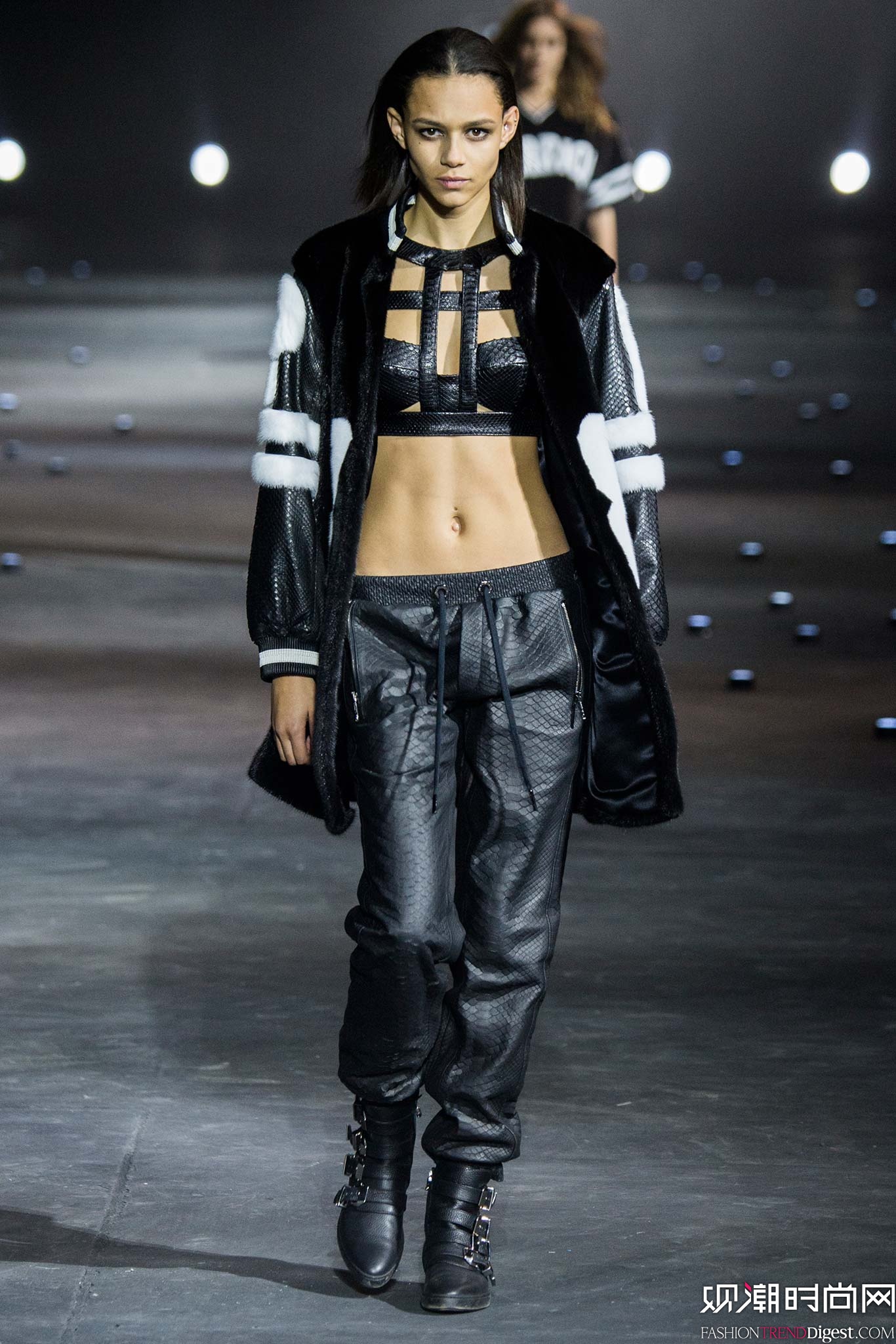 Philipp Plein 2015ﶬʱװϵ㳡ͼƬ