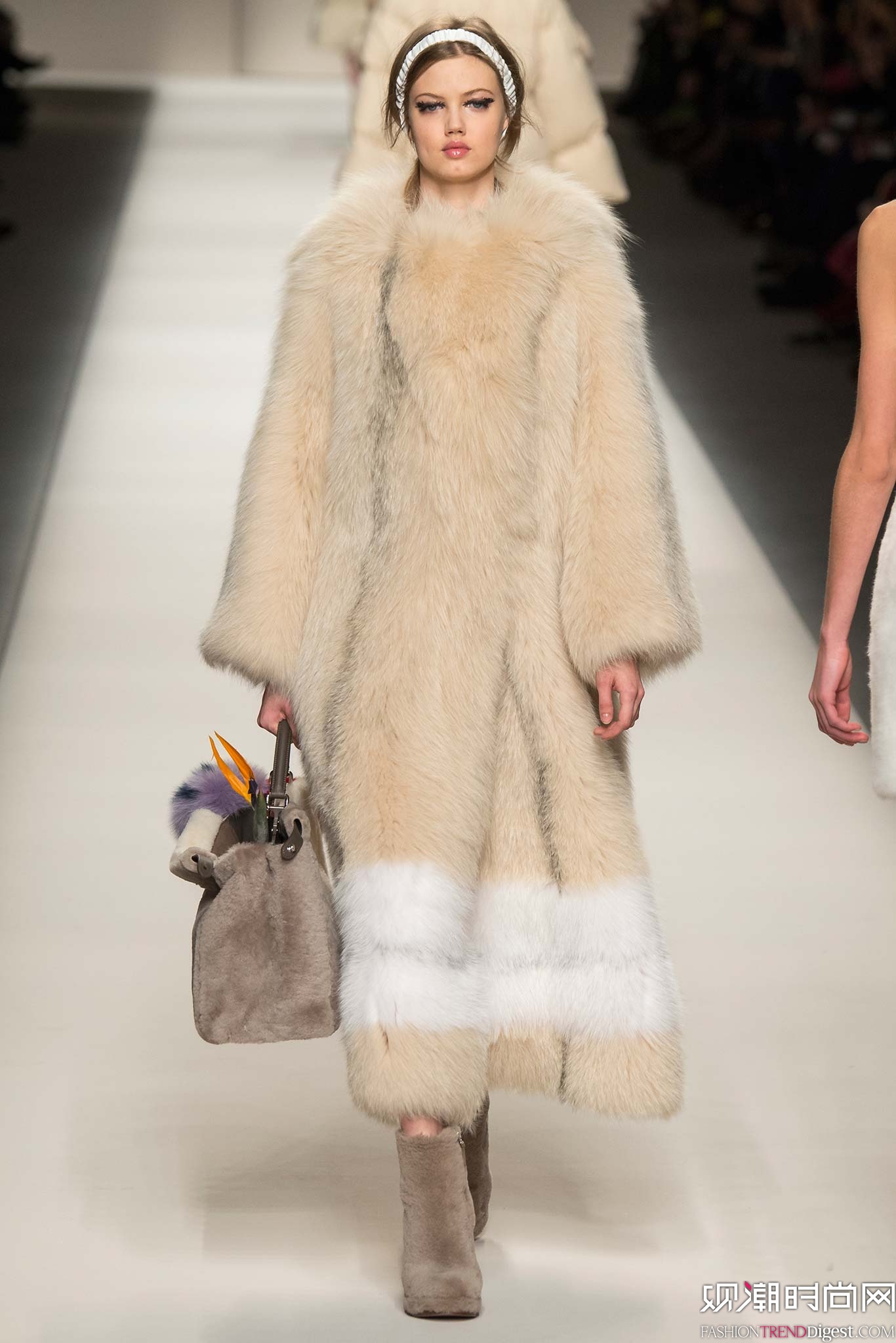 Fendi 2015ﶬrbϵDƬ