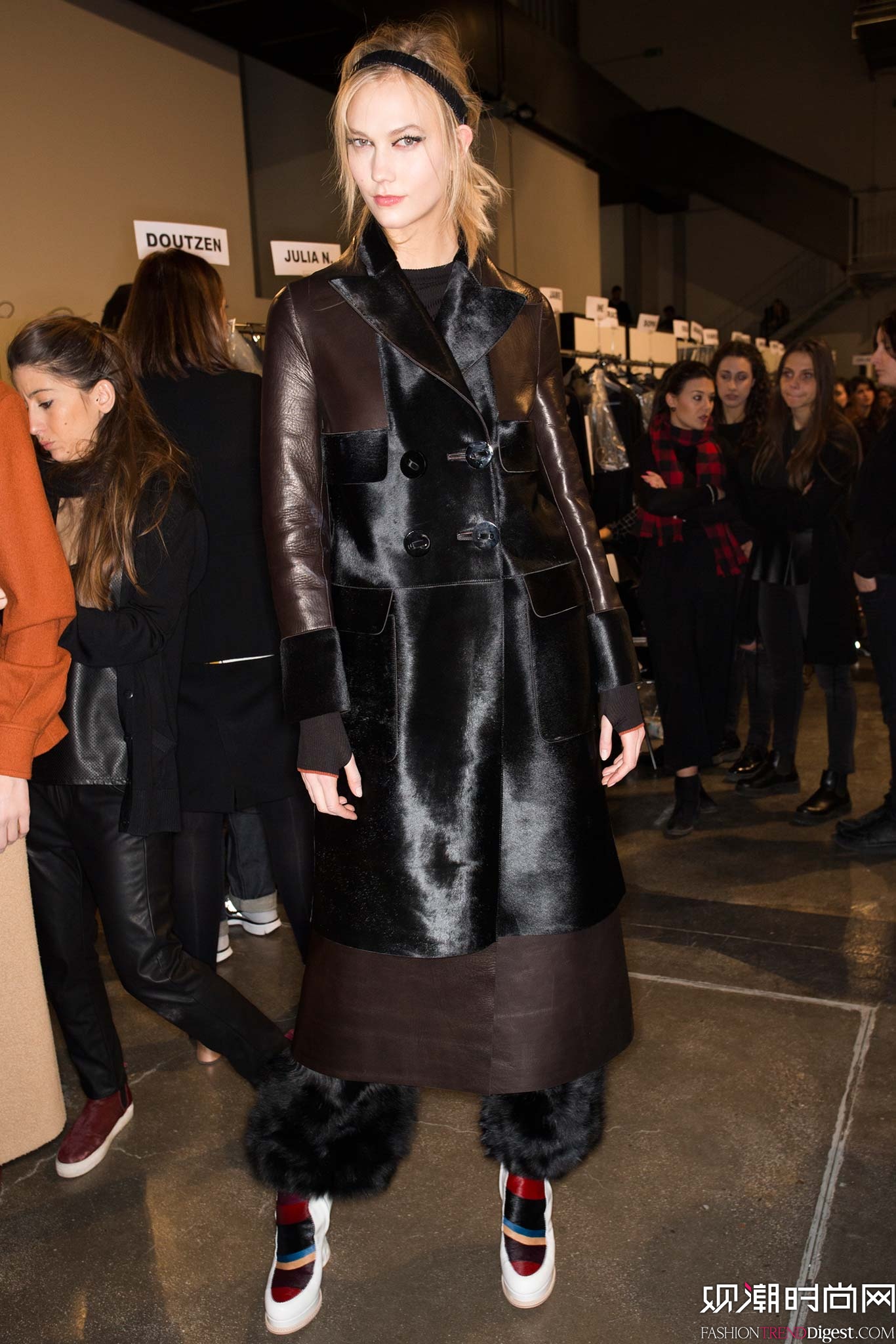Fendi 2015�ﶬʱװ��ϵ���㳡����ͼƬ