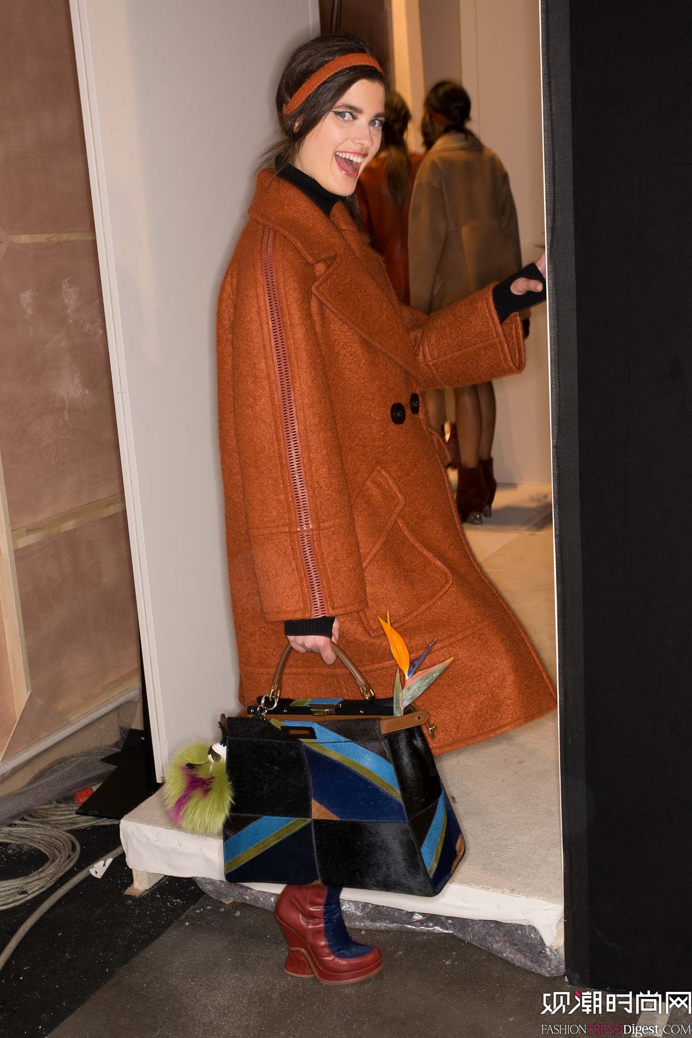 Fendi 2015�ﶬʱװ��ϵ���㳡����ͼƬ