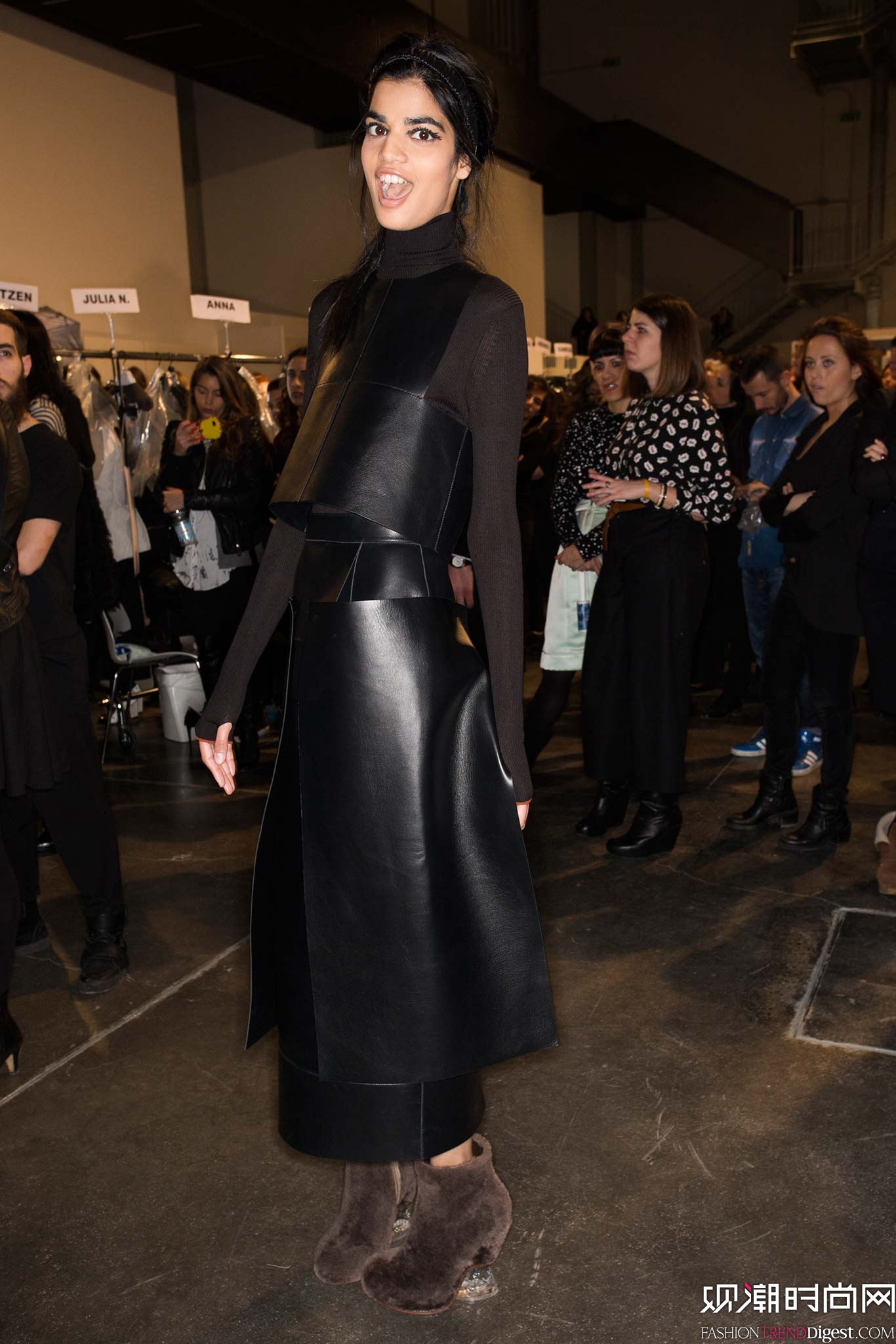 Fendi 2015�ﶬʱװ��ϵ���㳡����ͼƬ