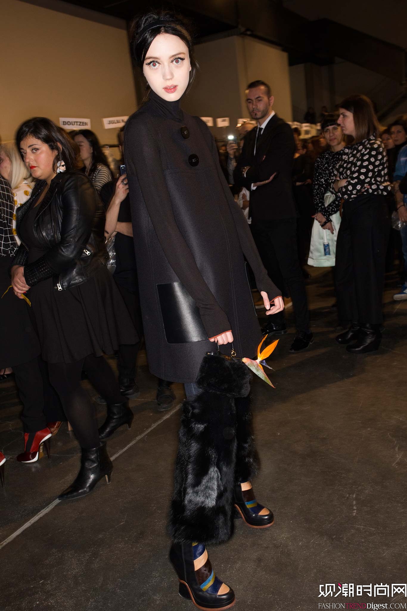Fendi 2015�ﶬʱװ��ϵ���㳡����ͼƬ