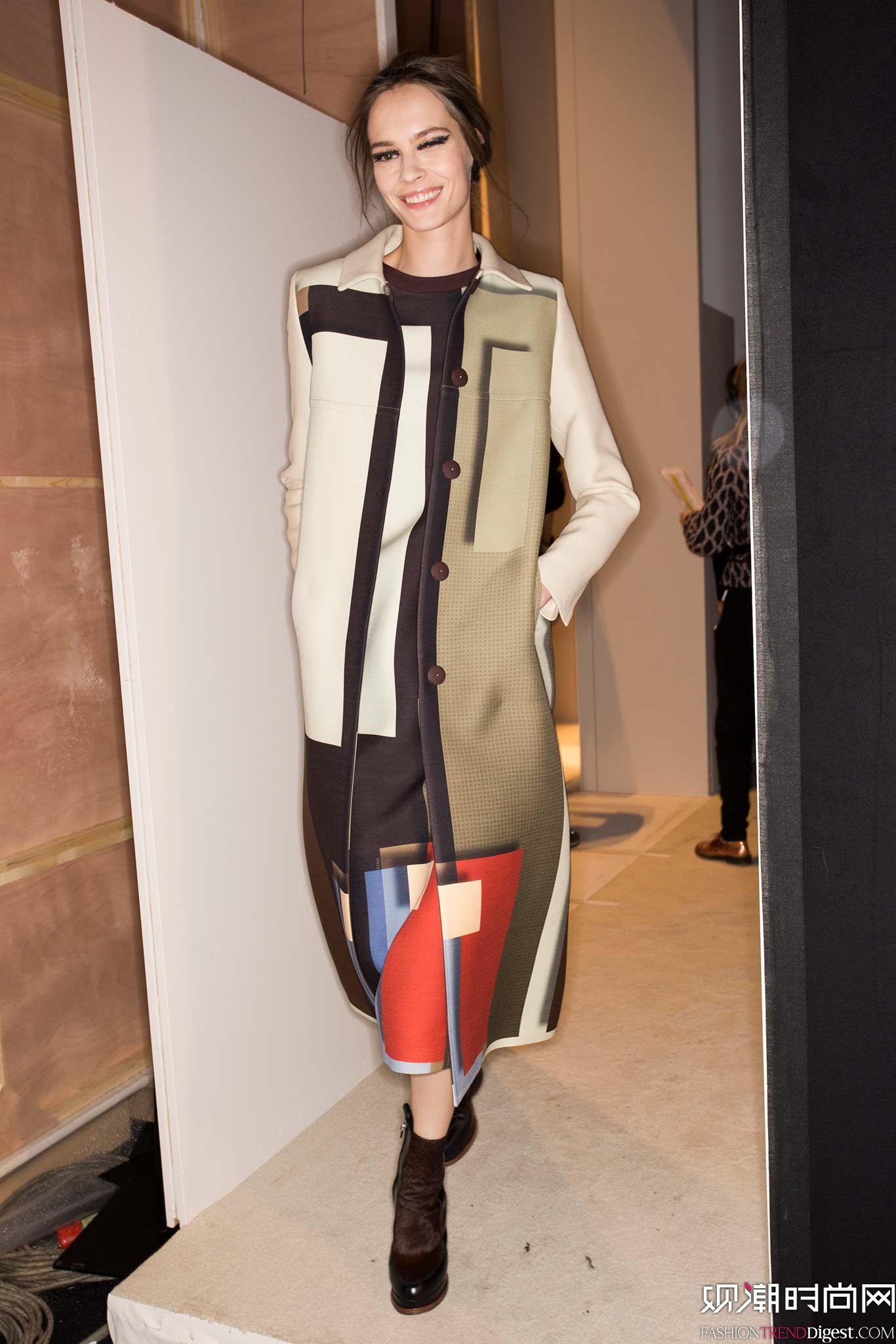 Fendi 2015�ﶬʱװ��ϵ���㳡����ͼƬ