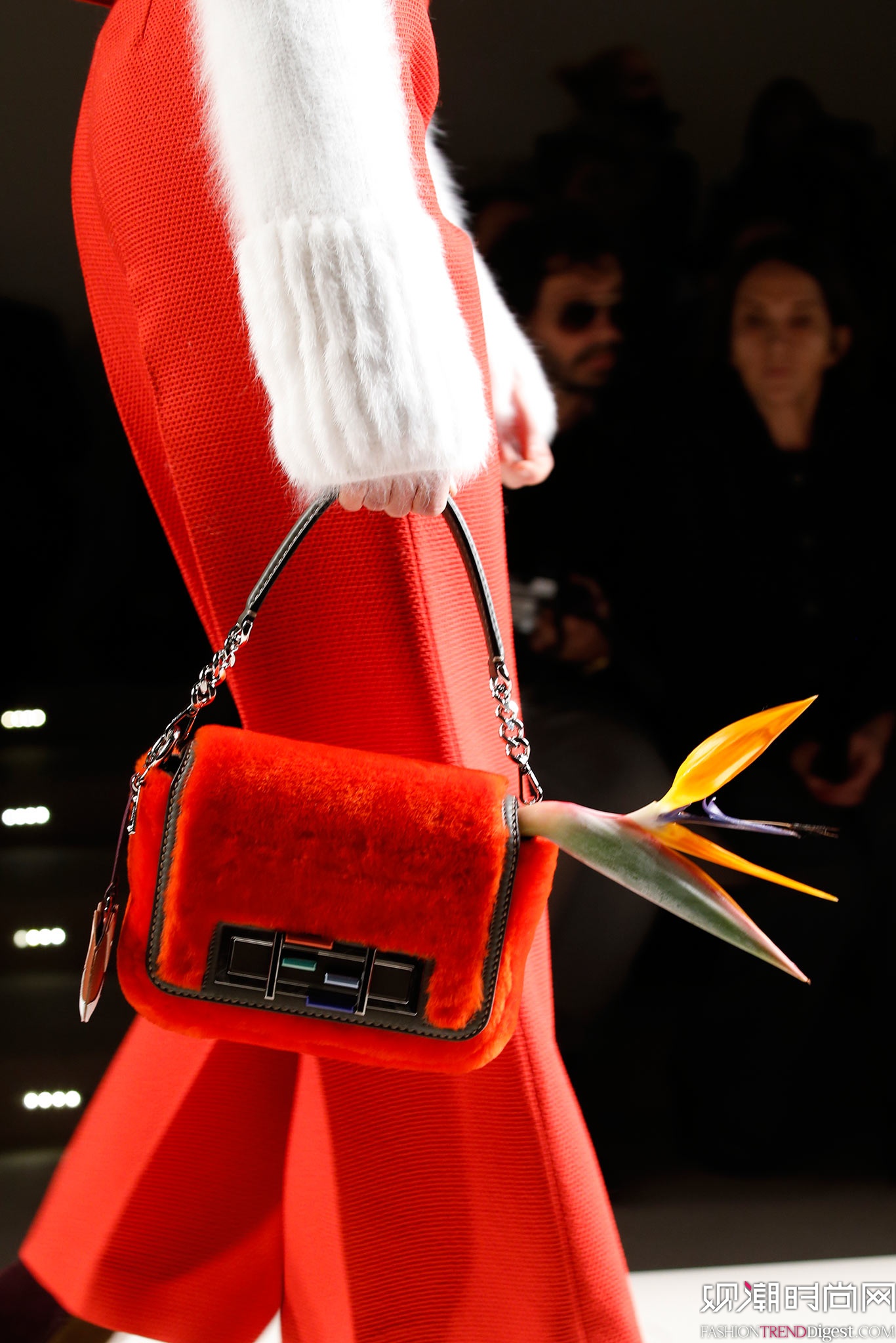 Fendi 2015�ﶬʱװ��ϵ���㳡����ͼƬ