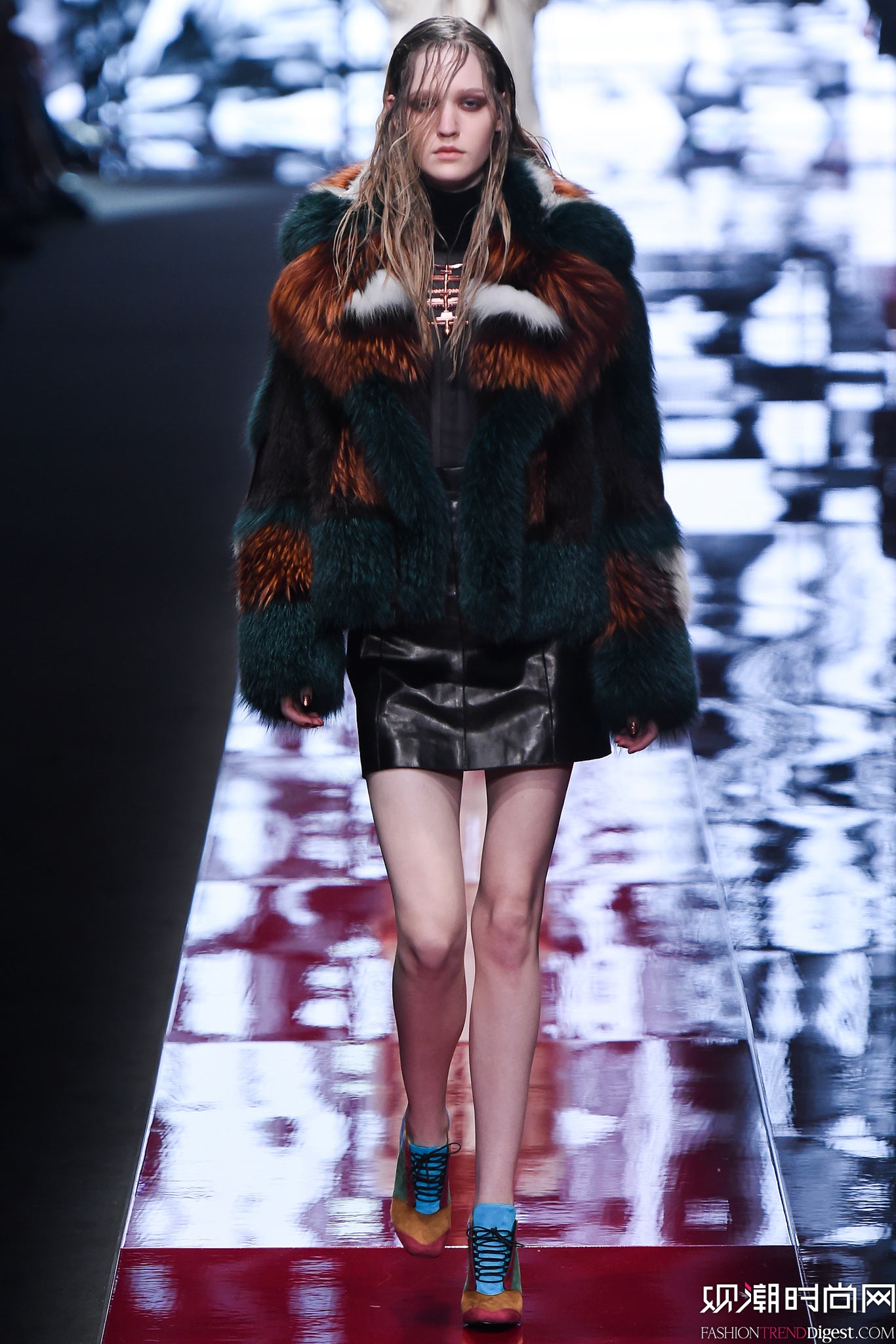 Just Cavalli 2015ﶬʱװϵ㳡ͼƬ