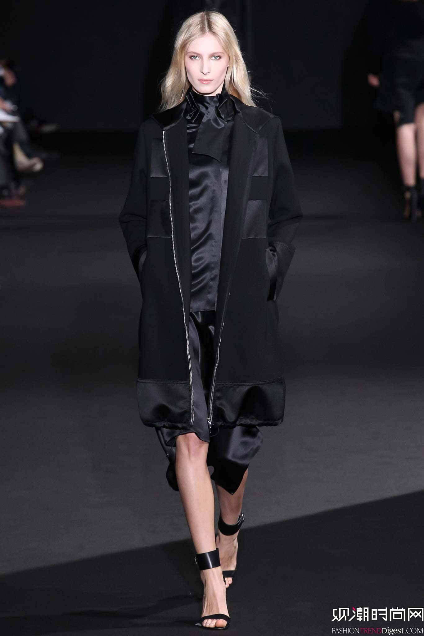 Costume National 2015ﶬŮװϵиͼƬ