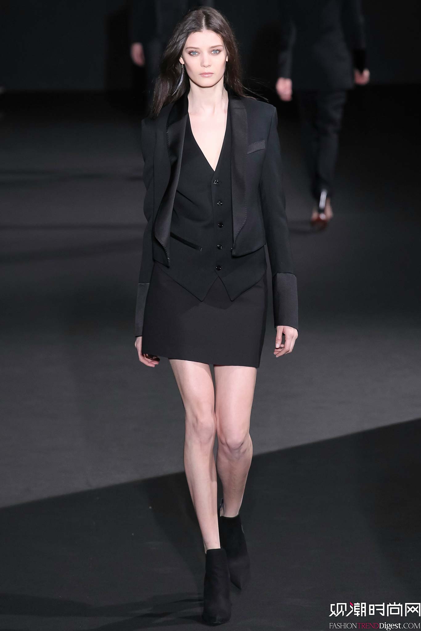 Costume National 2015ﶬŮbϵиDƬ