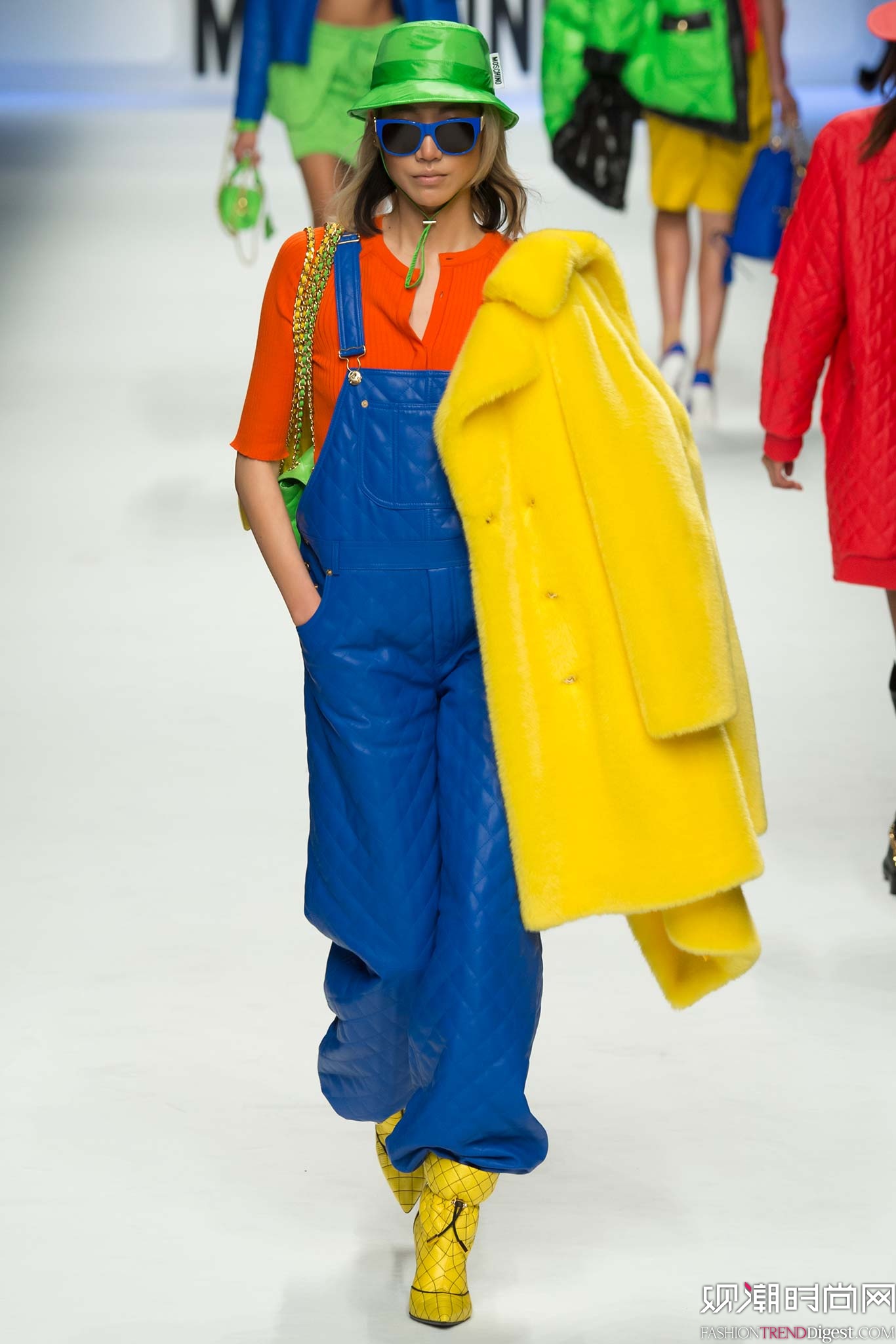 Moschino 2015ﶬŮװϵиͼƬ