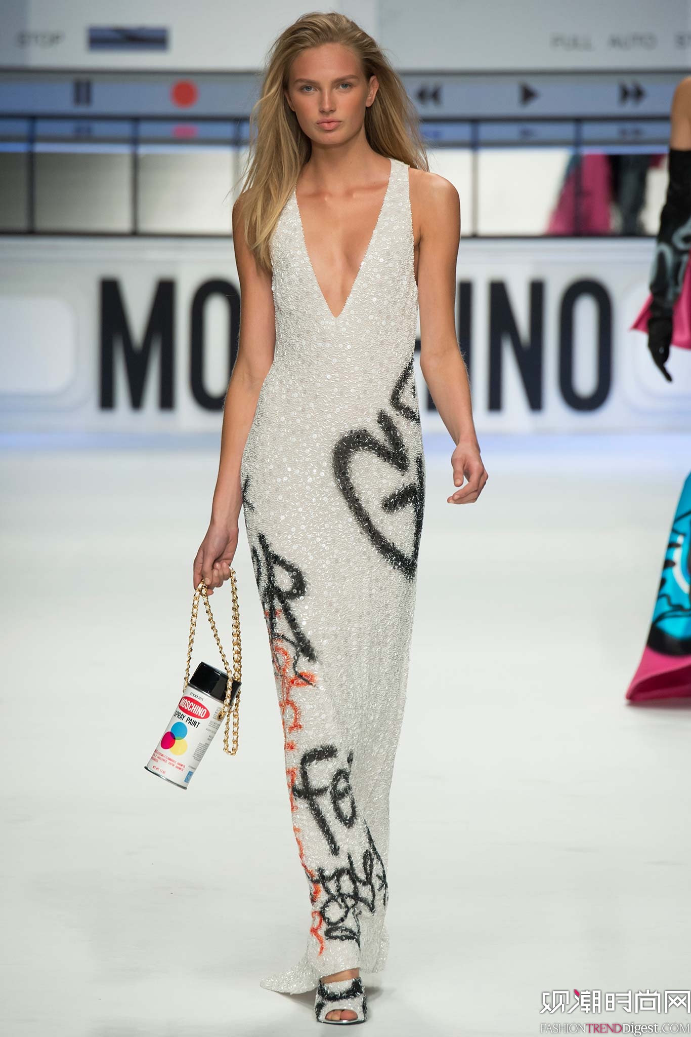 Moschino 2015ﶬŮװϵиͼƬ