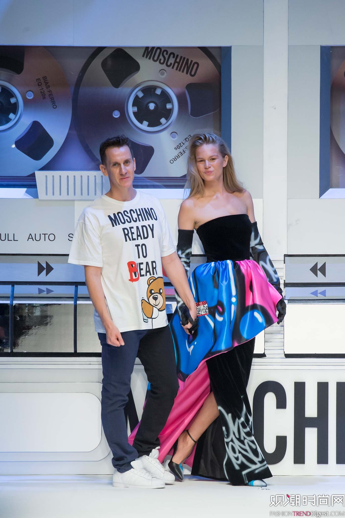 Moschino 2015ﶬŮװϵиͼƬ