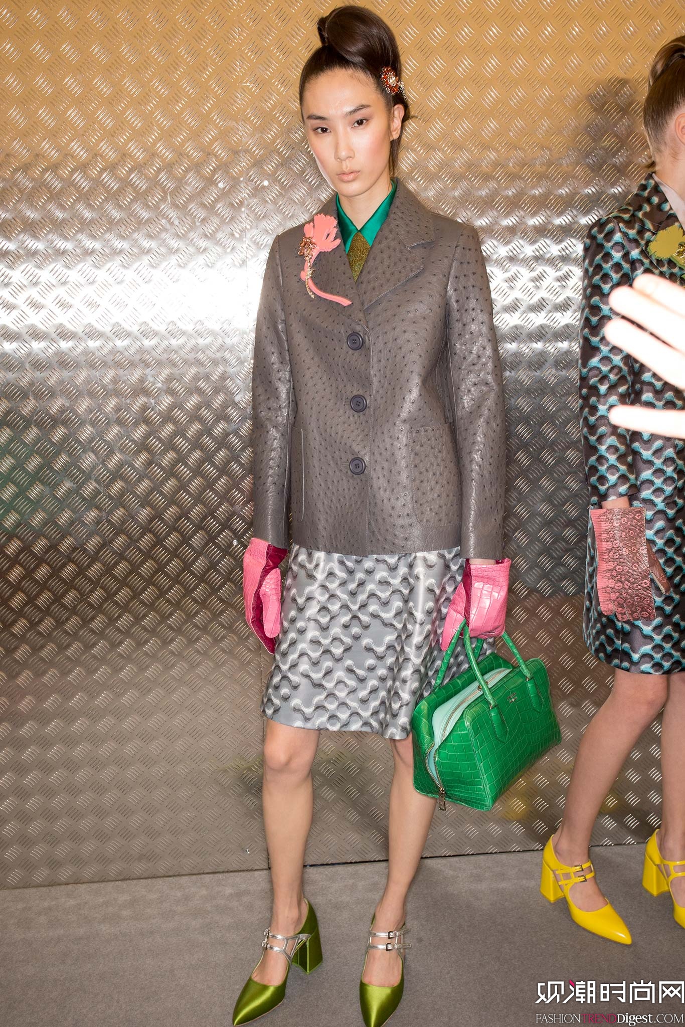 Prada 2015ﶬŮװϵ㳡ͼƬ