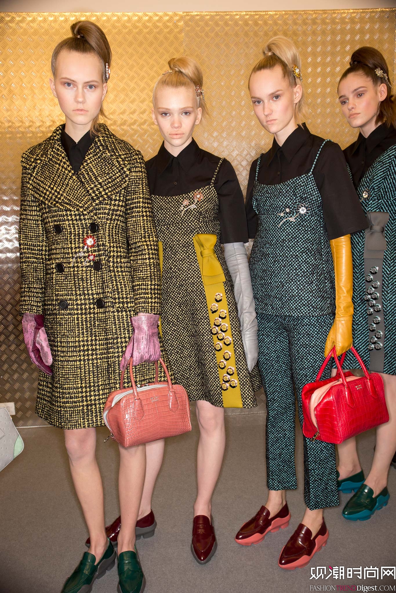 Prada 2015ﶬŮװϵ㳡ͼƬ