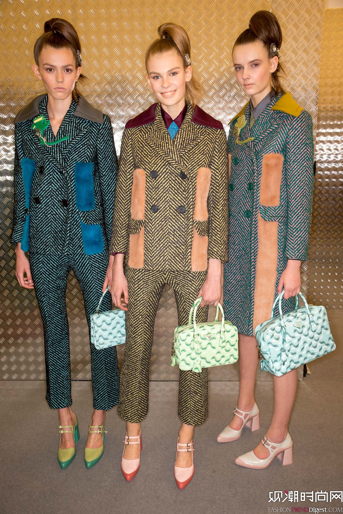 Prada 2015ﶬŮװϵ㳡ͼƬ