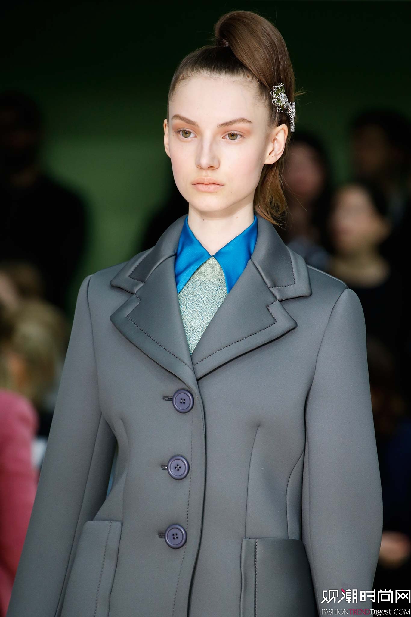 Prada 2015ﶬŮװϵ㳡ͼƬ