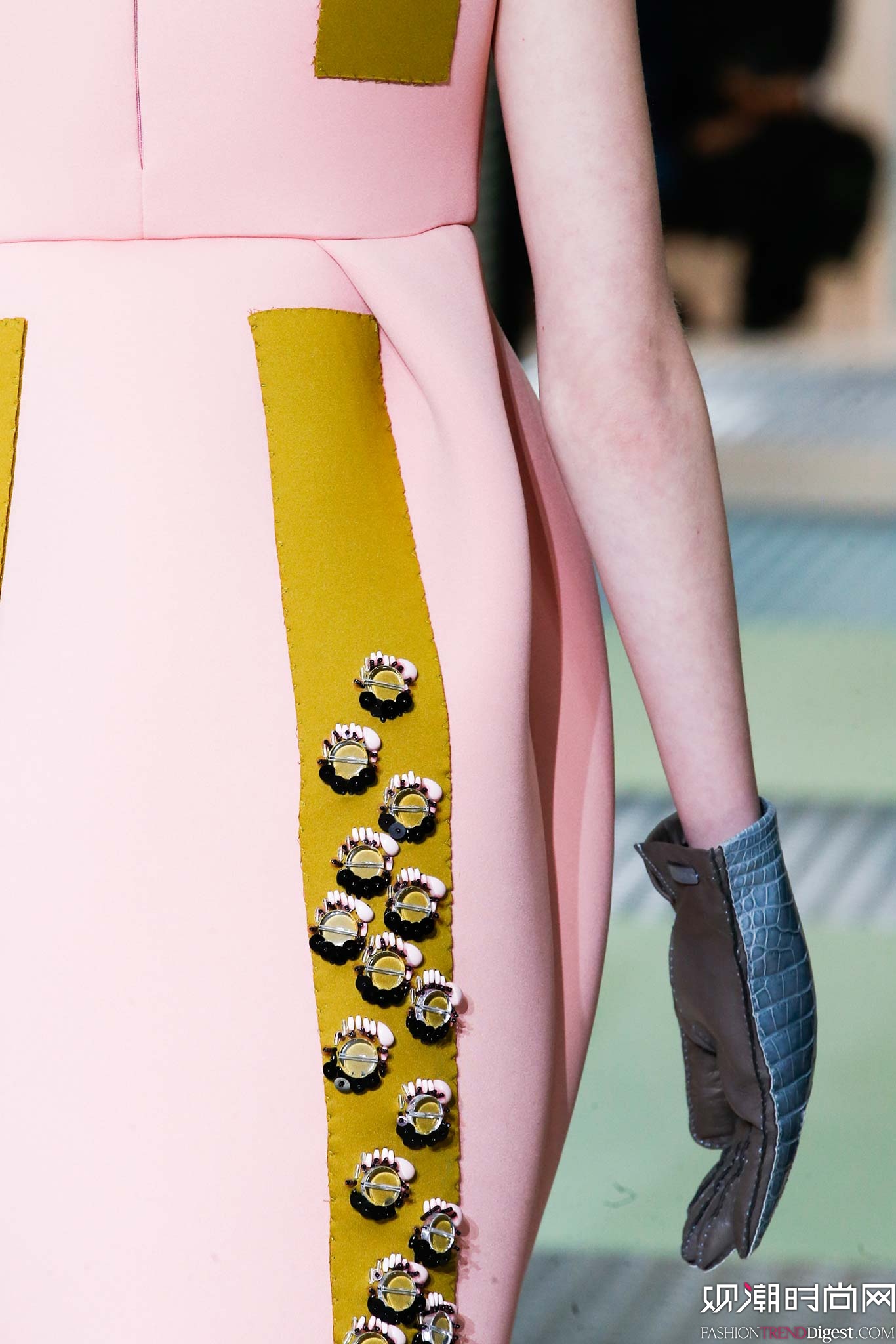 Prada 2015ﶬŮװϵ㳡ͼƬ