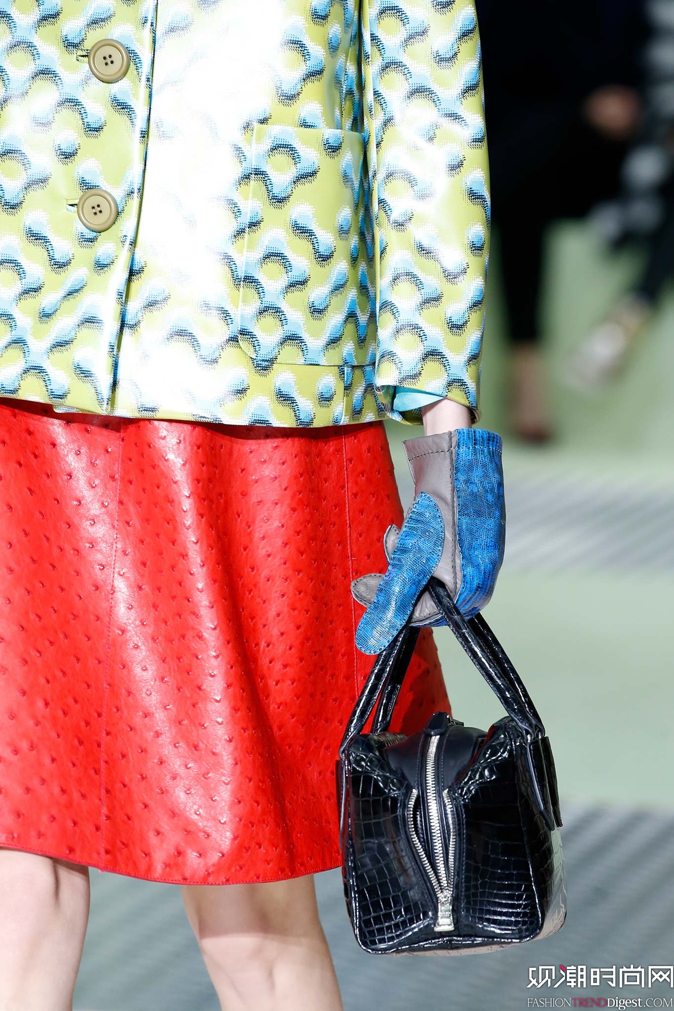 Prada 2015ﶬŮװϵ㳡ͼƬ