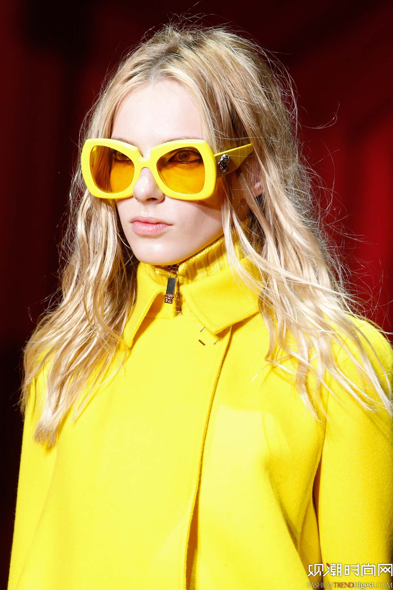 Versace 2015ﶬʱװϵ㳡ͼƬ