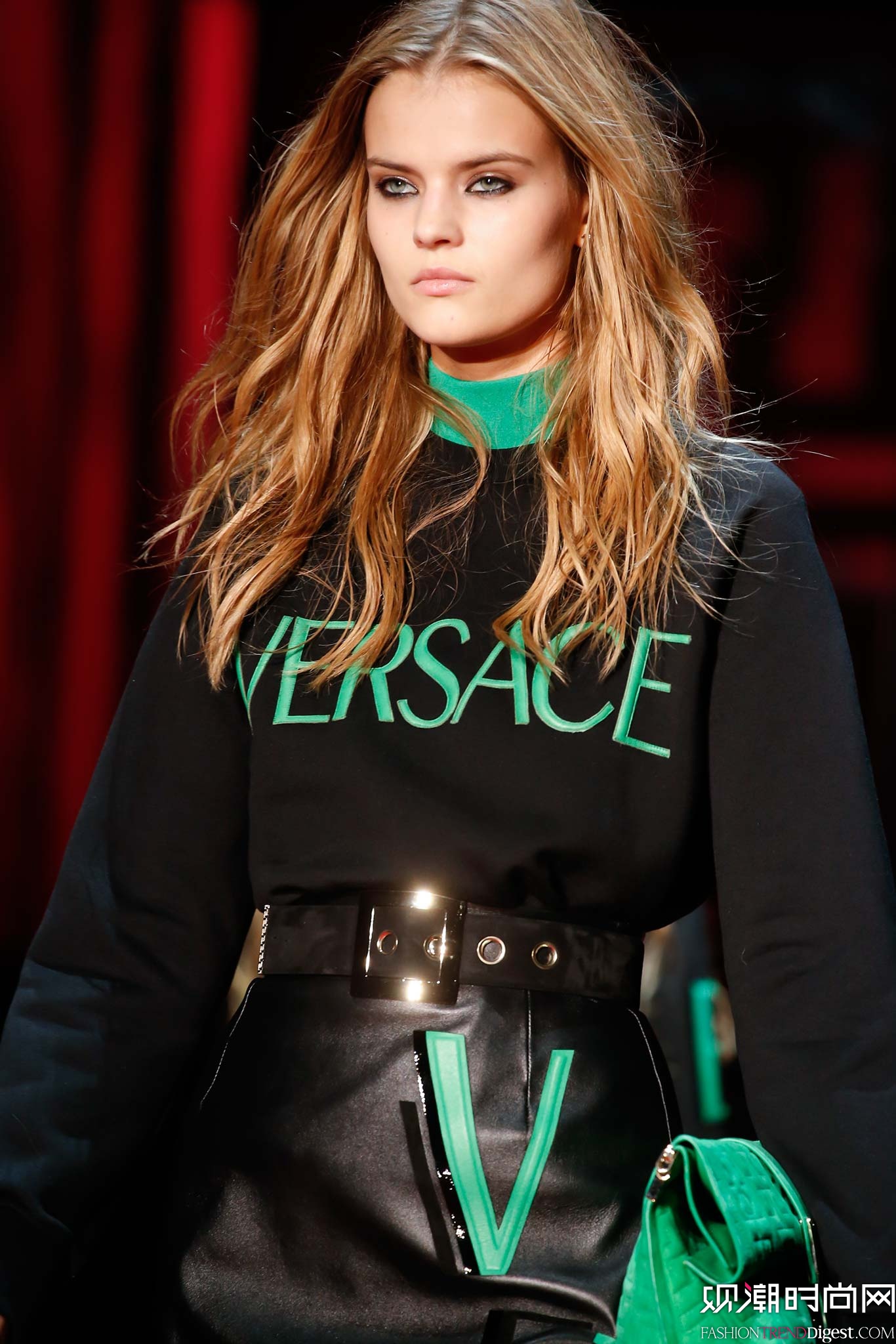 Versace 2015ﶬʱװϵ㳡ͼƬ