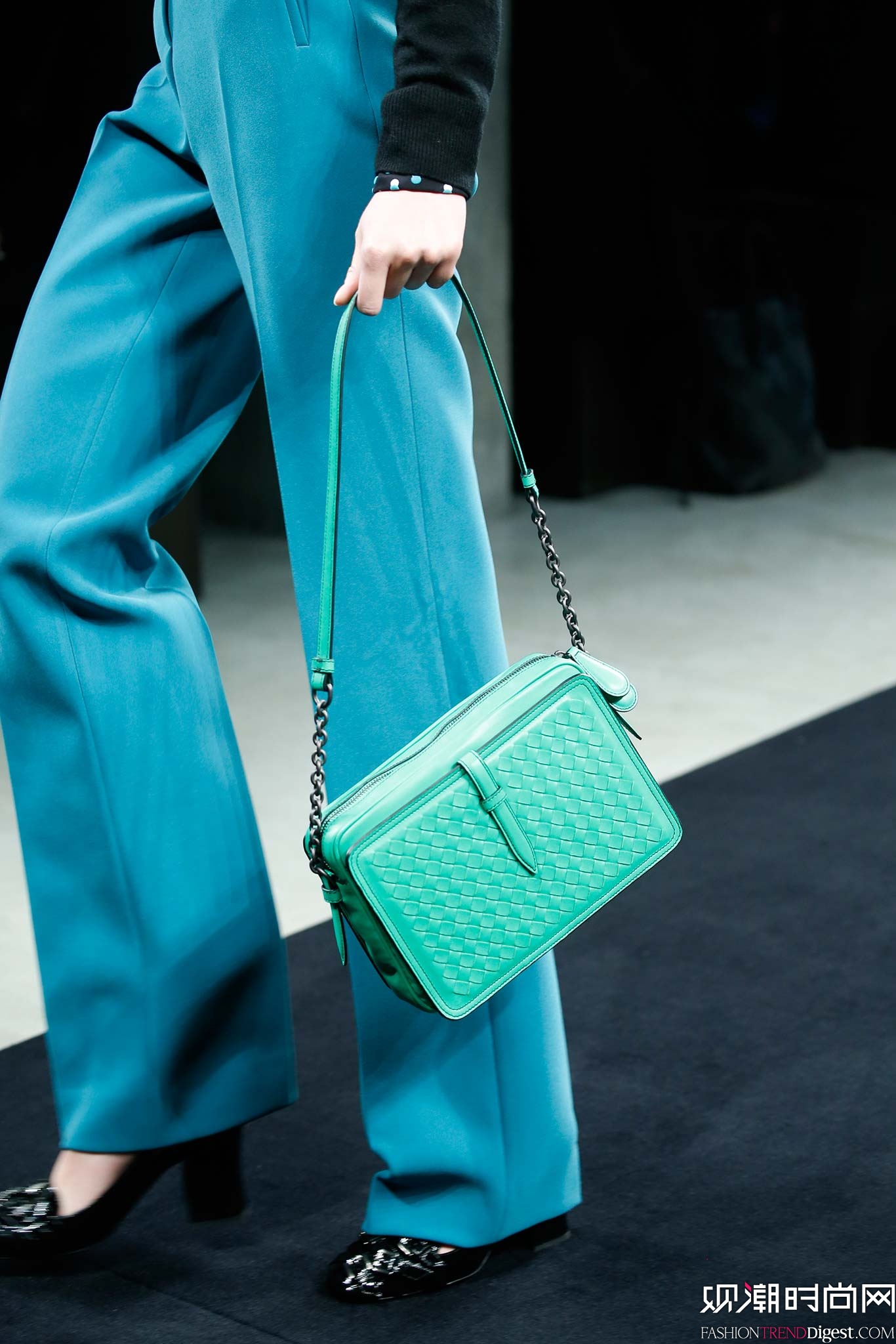 Bottega Veneta 2015�ﶬʱװ��ϵ���㳡����ͼƬ