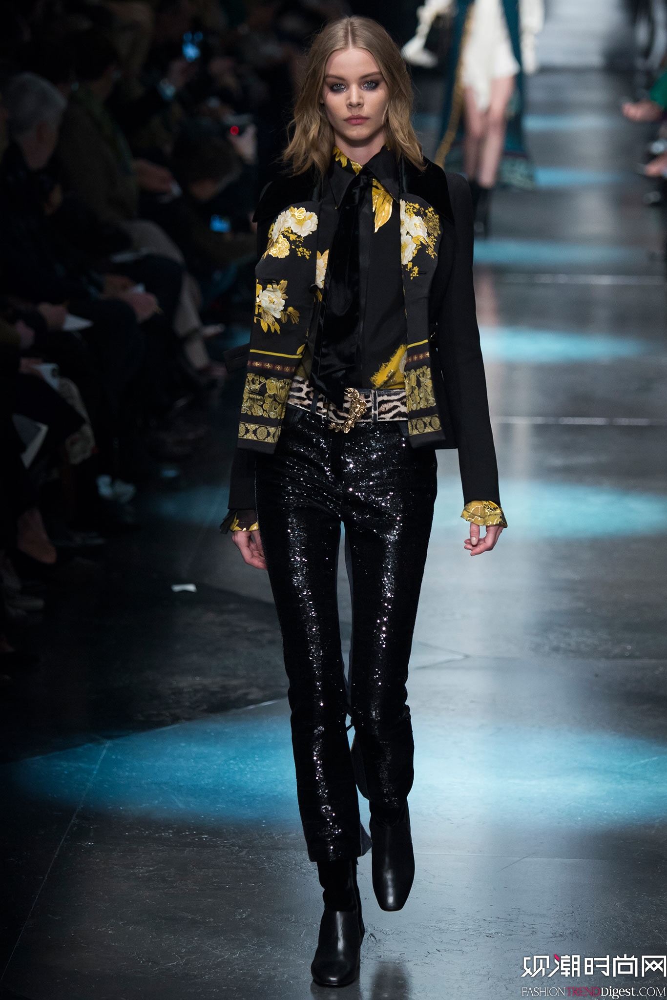 Roberto Cavalli 2015ﶬʱװϵ㳡ͼƬ