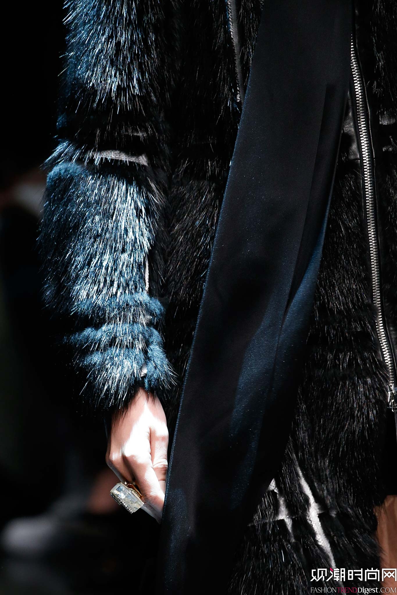 Roberto Cavalli 2015ﶬʱװϵ㳡ͼƬ