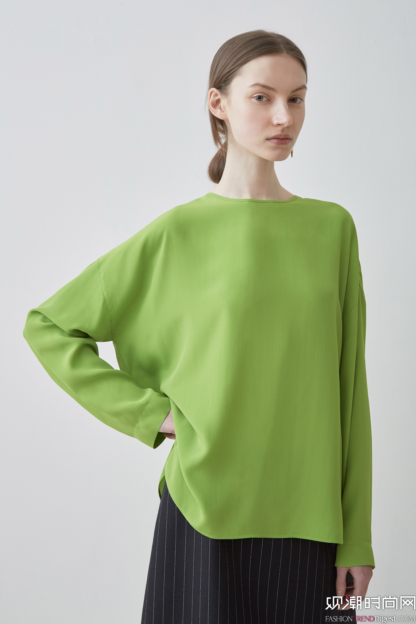 Arthur Arbesser 2015ﶬrbϵDƬ