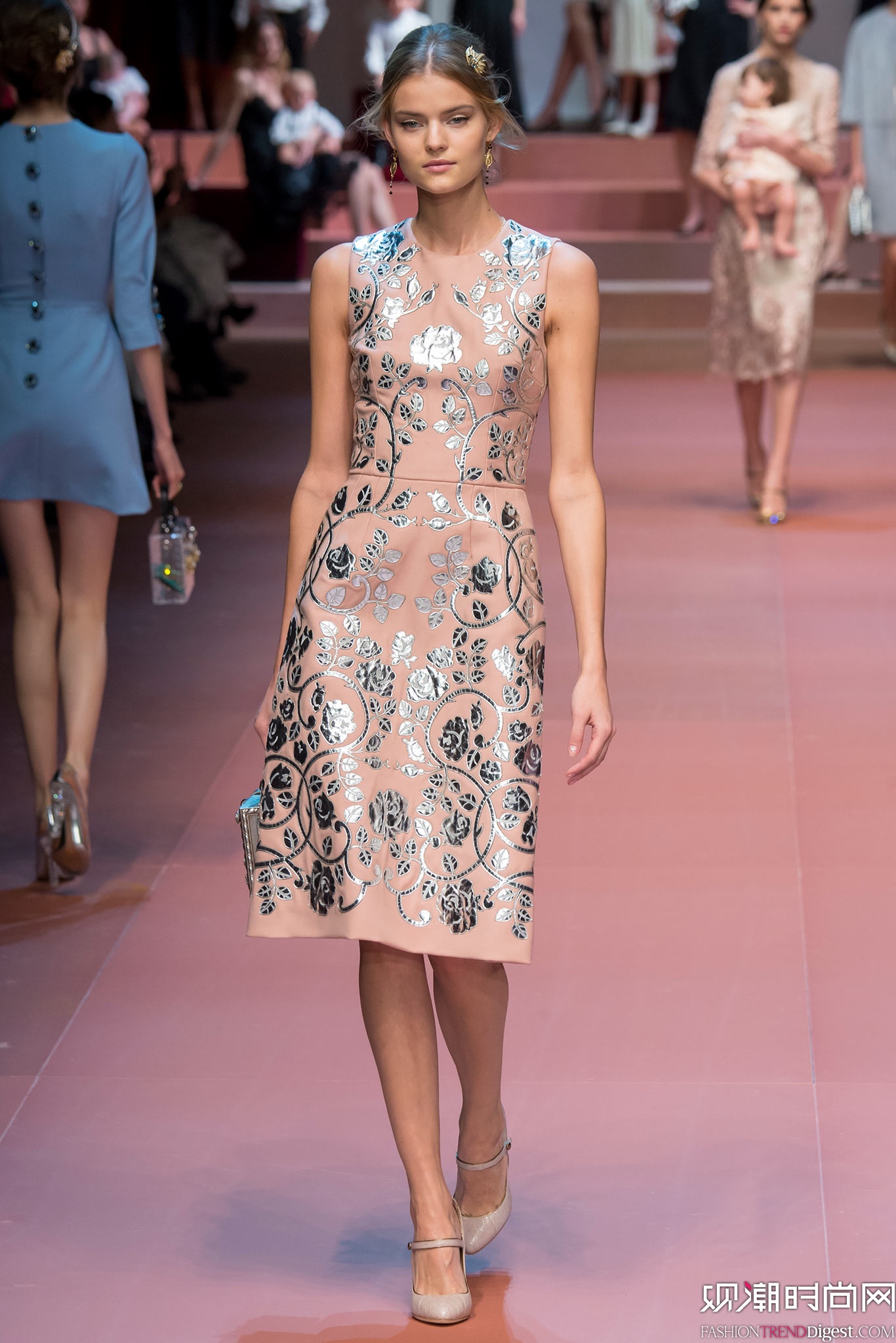 Dolce & Gabbana 2015�ﶬʱװ��ϵ���㳡����ͼƬ