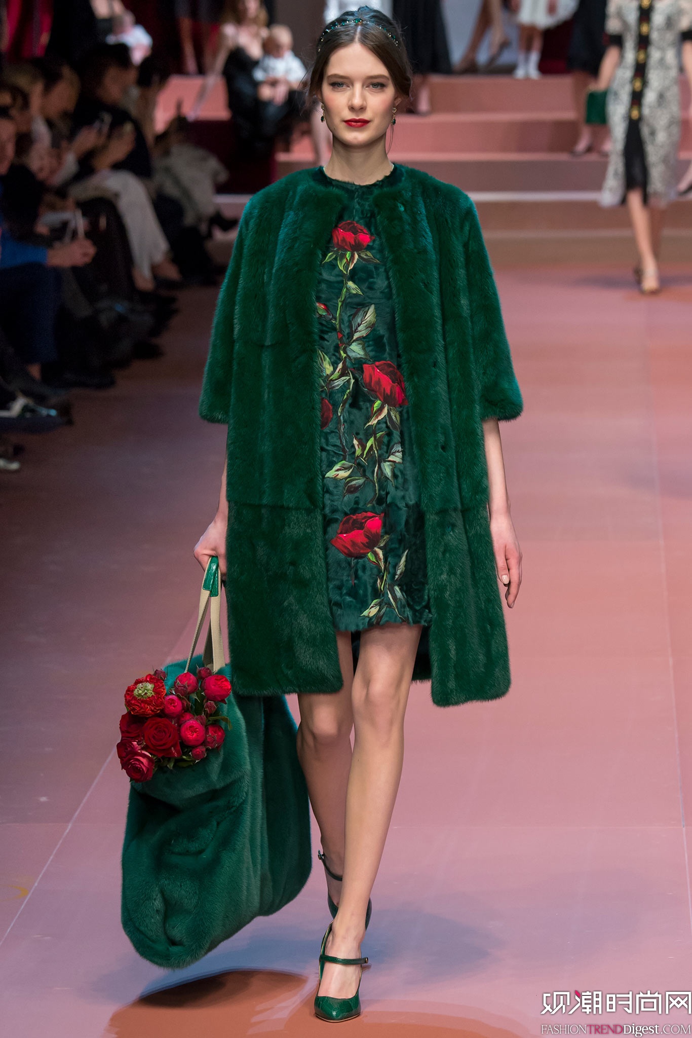 Dolce & Gabbana 2015�ﶬʱװ��ϵ���㳡����ͼƬ