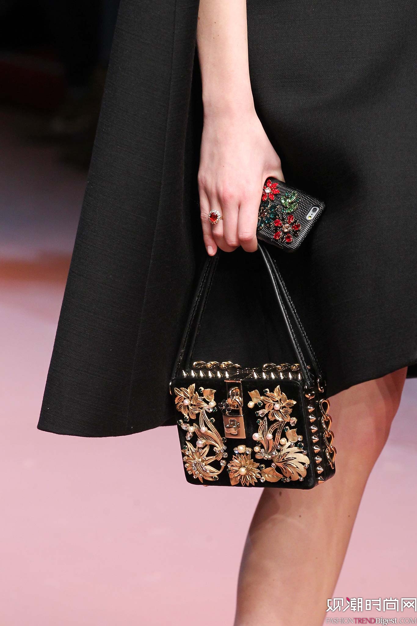 Dolce & Gabbana 2015�ﶬʱװ��ϵ���㳡����ͼƬ