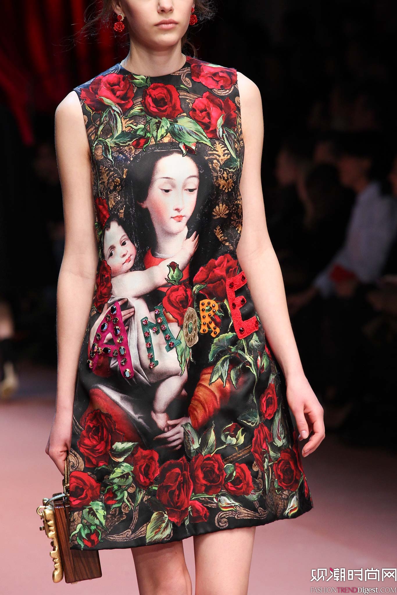 Dolce & Gabbana 2015�ﶬʱװ��ϵ���㳡����ͼƬ