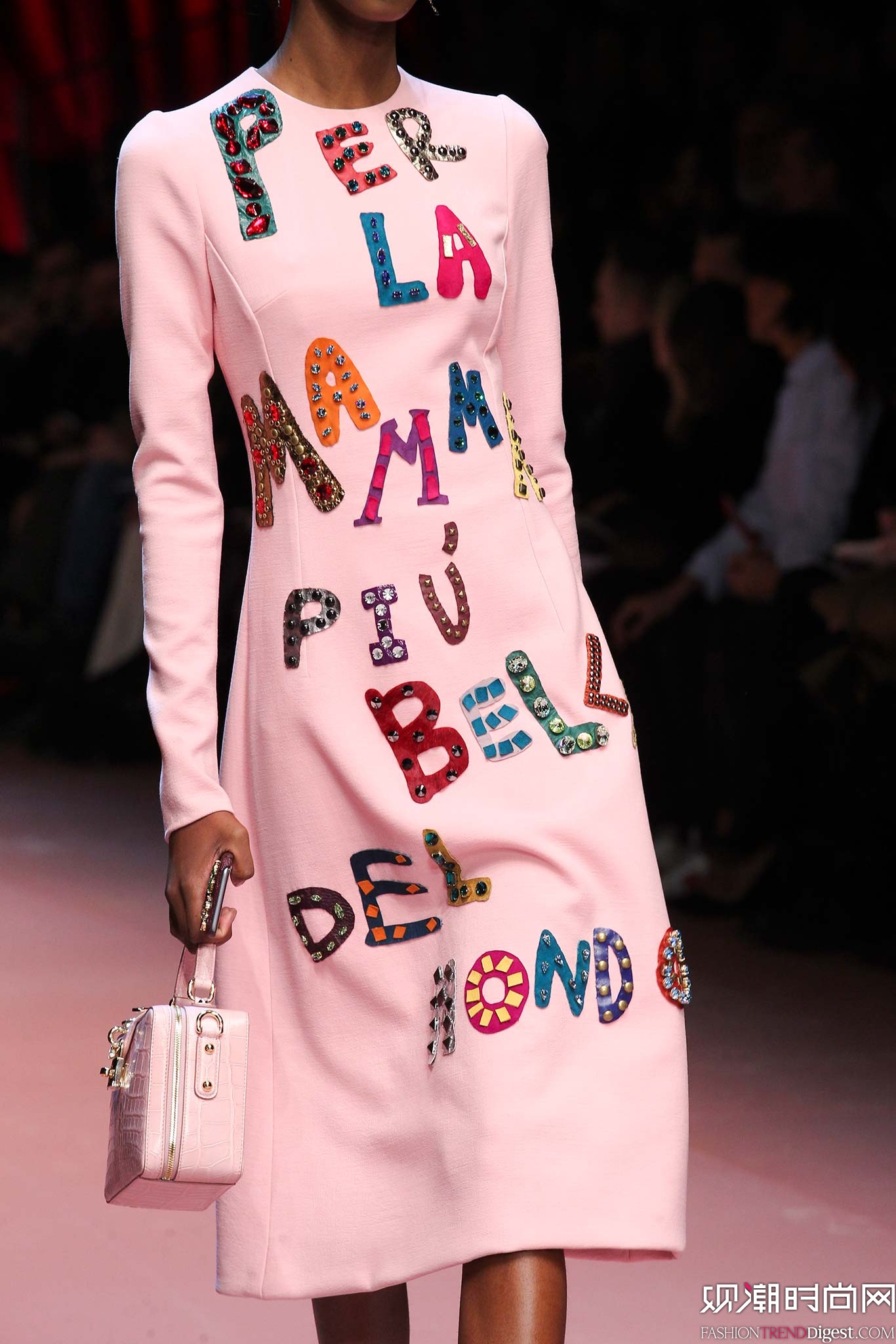 Dolce & Gabbana 2015�ﶬʱװ��ϵ���㳡����ͼƬ