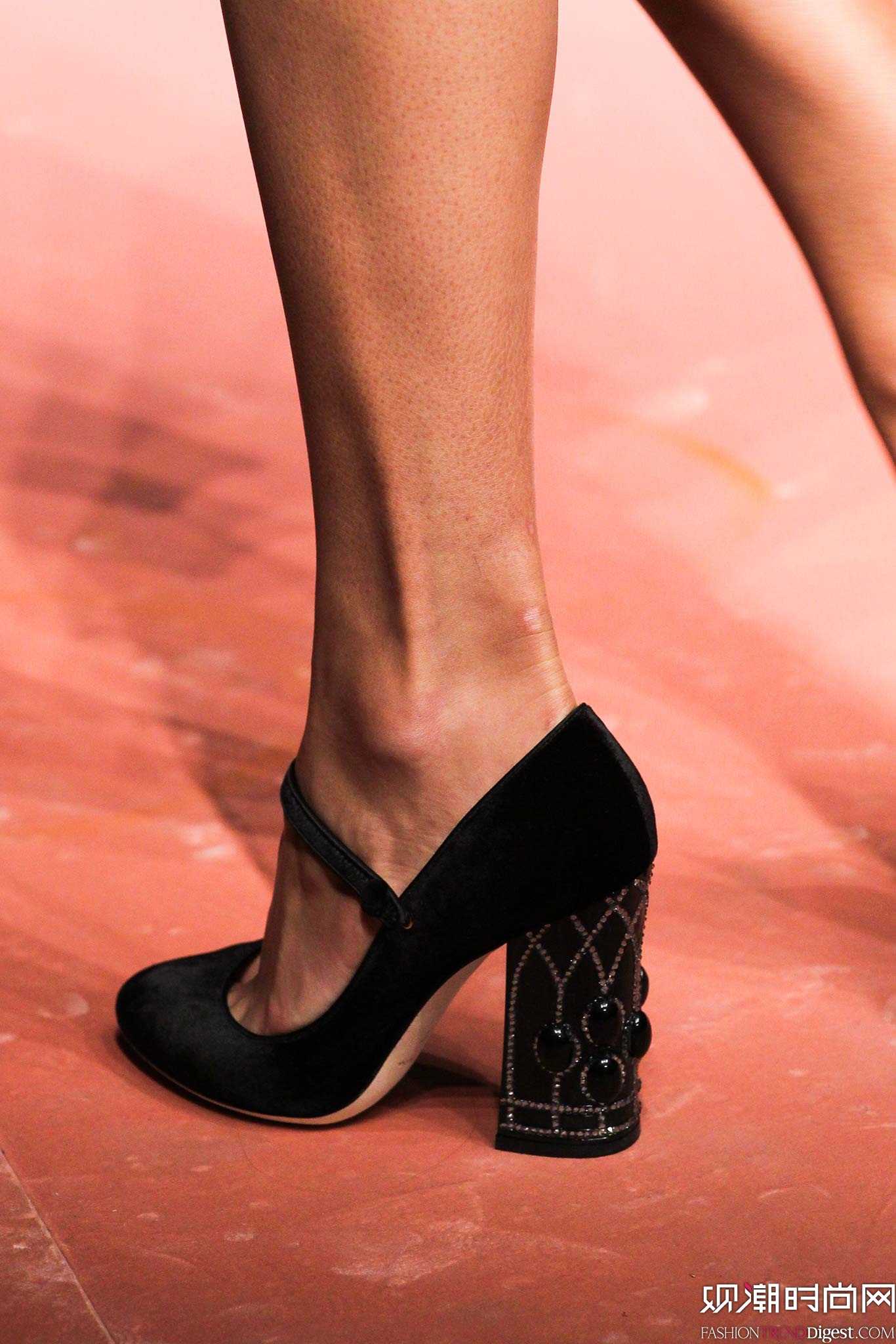 Dolce & Gabbana 2015�ﶬʱװ��ϵ���㳡����ͼƬ