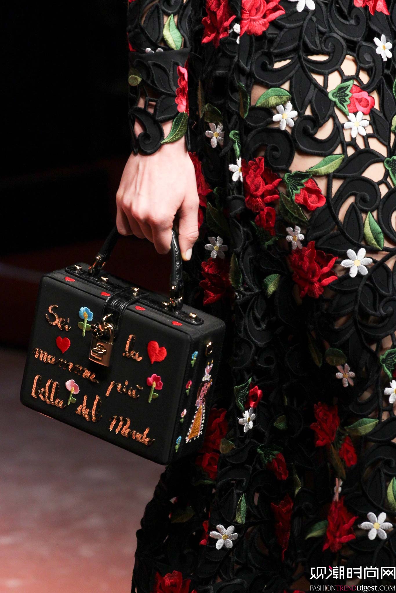 Dolce & Gabbana 2015�ﶬʱװ��ϵ���㳡����ͼƬ