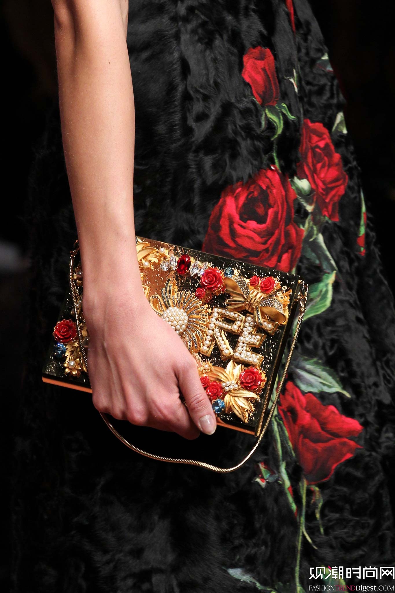 Dolce & Gabbana 2015�ﶬʱװ��ϵ���㳡����ͼƬ
