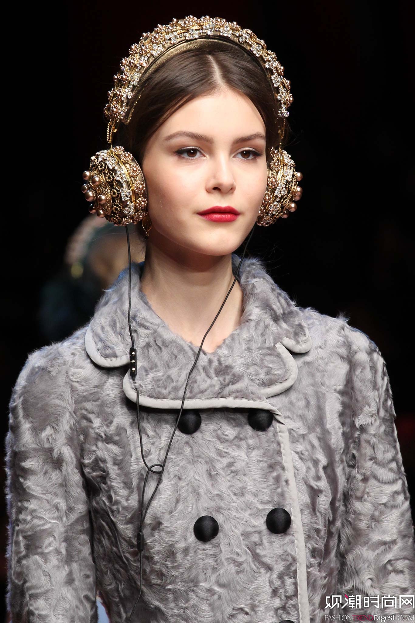 Dolce & Gabbana 2015�ﶬʱװ��ϵ���㳡����ͼƬ