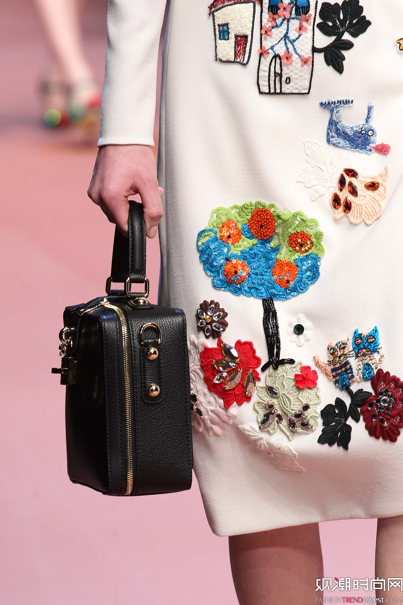 Dolce & Gabbana 2015�ﶬʱװ��ϵ���㳡����ͼƬ