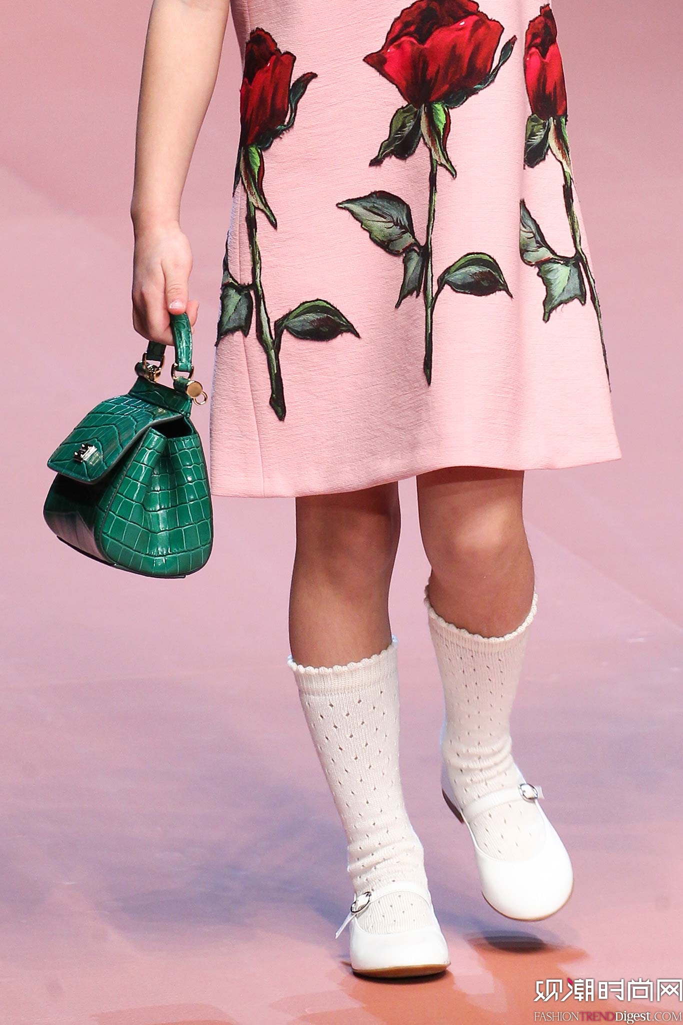 Dolce & Gabbana 2015�ﶬʱװ��ϵ���㳡����ͼƬ