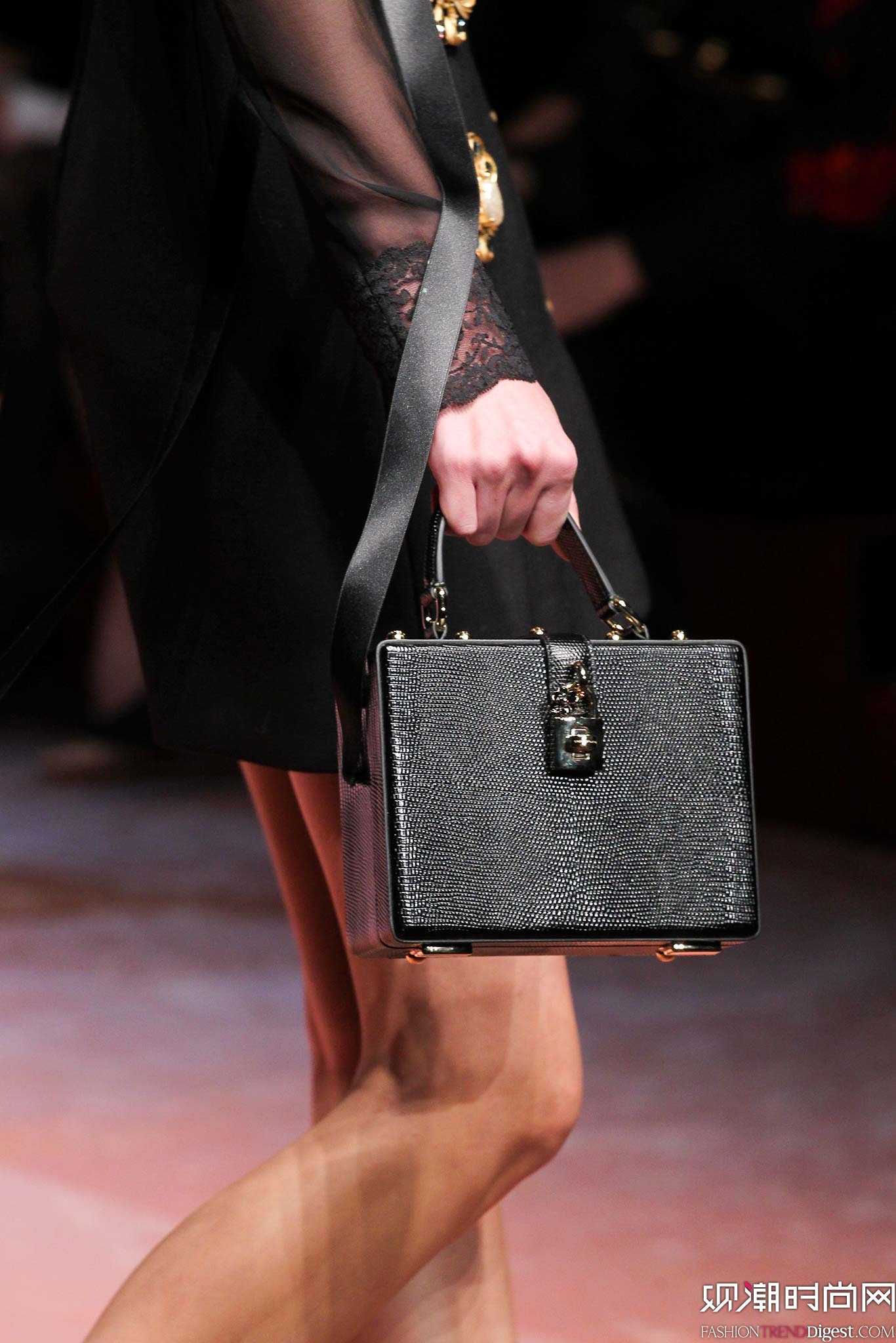 Dolce & Gabbana 2015�ﶬʱװ��ϵ���㳡����ͼƬ