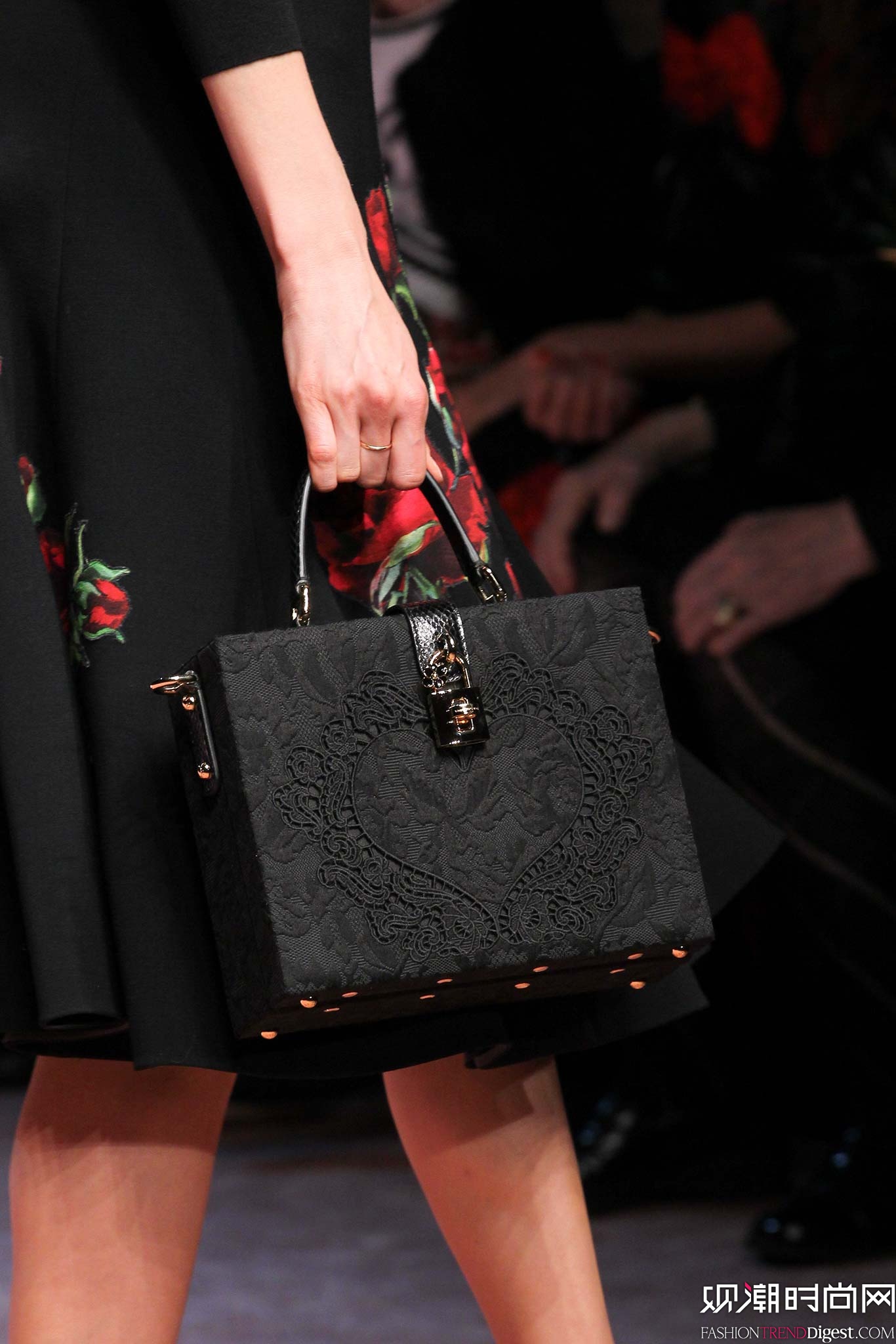 Dolce & Gabbana 2015�ﶬʱװ��ϵ���㳡����ͼƬ