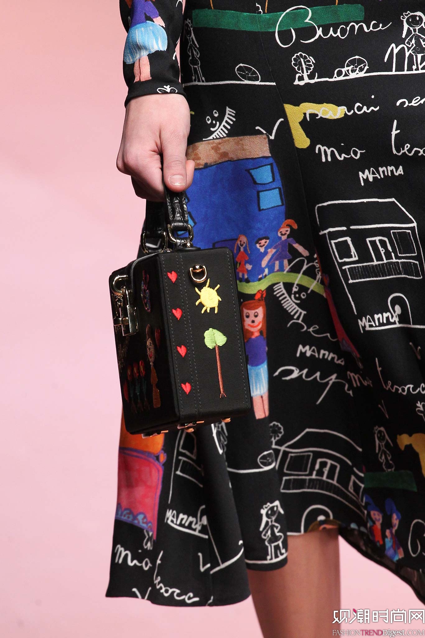 Dolce & Gabbana 2015�ﶬʱװ��ϵ���㳡����ͼƬ