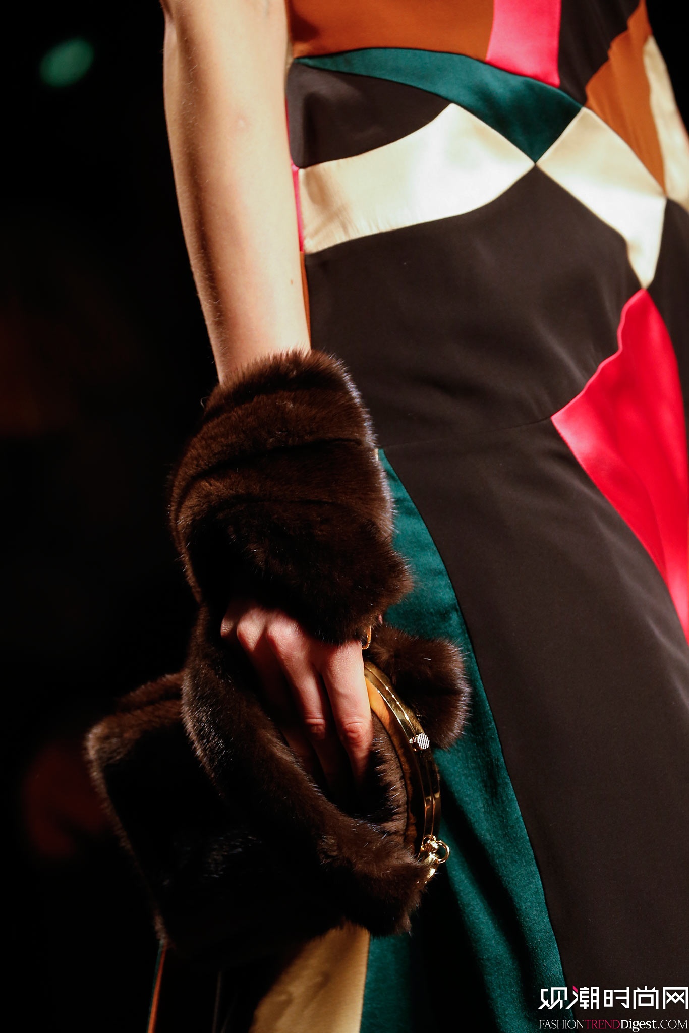 Salvatore Ferragamo 2015�ﶬʱװ��ϵ���㳡����ͼƬ