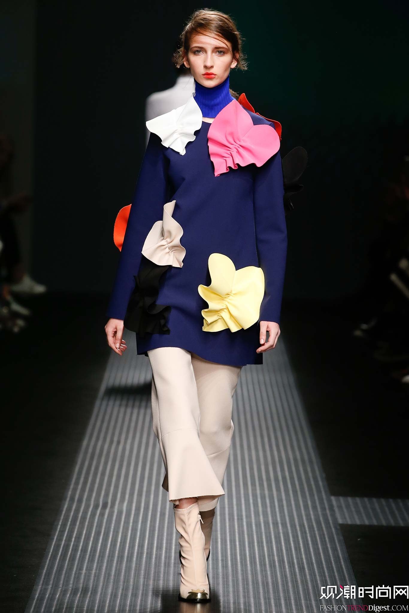 MSGM 2015ﶬʱװϵ㳡ͼƬ