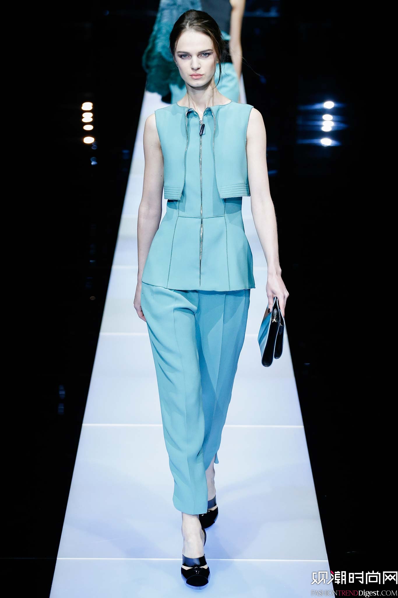 Giorgio Armani 2015ﶬʱװϵ㳡ͼƬ