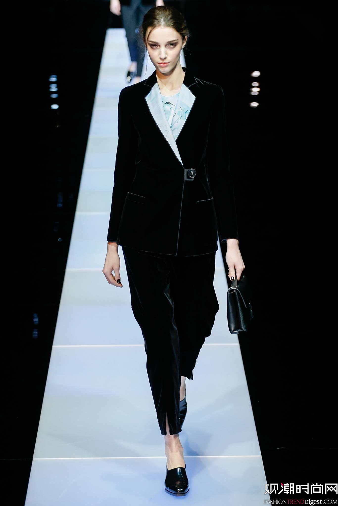 Giorgio Armani 2015ﶬʱװϵ㳡ͼƬ