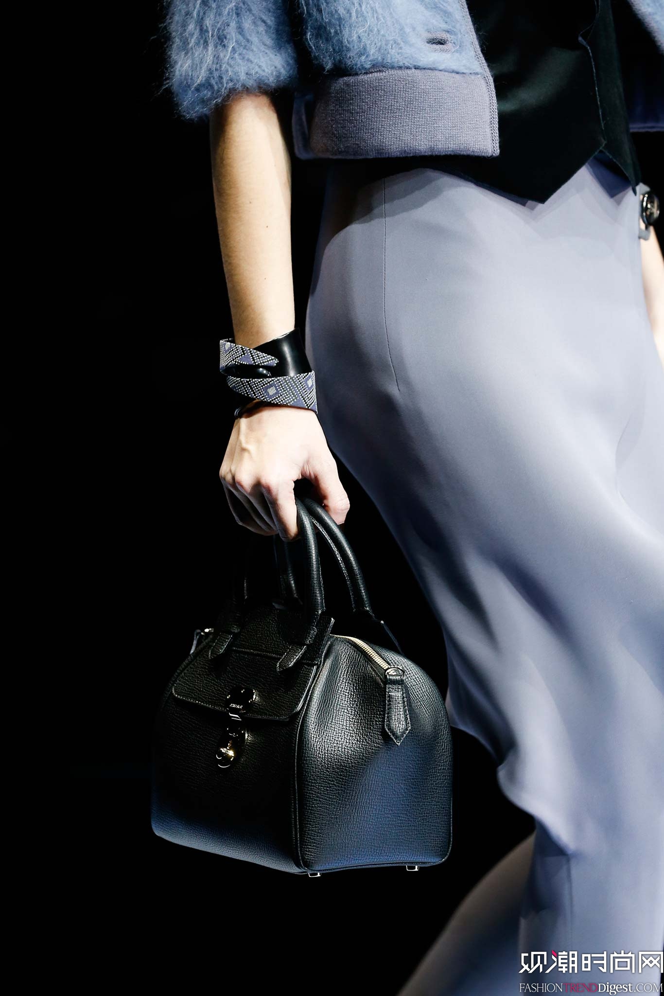 Giorgio Armani 2015�ﶬʱװ��ϵ���㳡����ͼƬ
