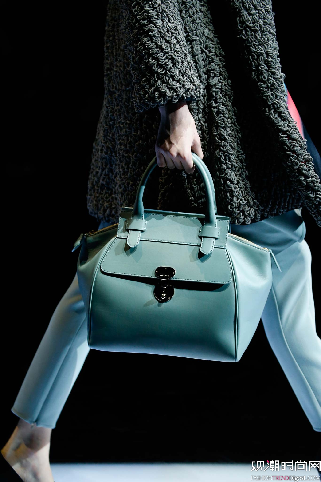 Giorgio Armani 2015�ﶬʱװ��ϵ���㳡����ͼƬ